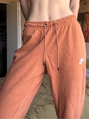 Nike Burnt Orange Jogger Sweatpants